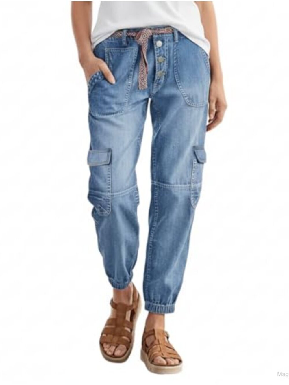 Women's Straight Leg Jeans Mid Rise Button Fly Stretch Denim with Pockets
